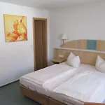 فندق & Gaestehaus Krone 3*