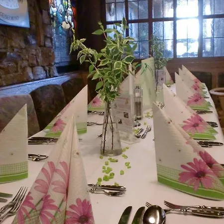 מלון & Gaestehaus Krone גייזלווינד