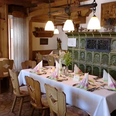 & Gaestehaus Krone