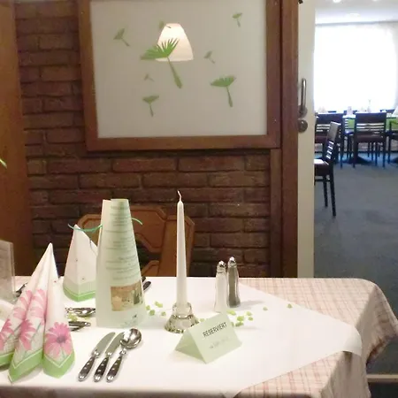 & Gastehaus Krone Hotel 3*