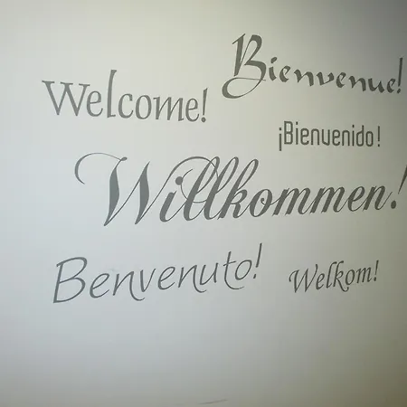 & Gastehaus Krone Hotel