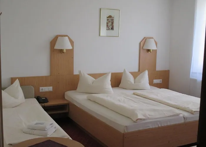 Hotel & Gaestehaus Krone Geiselwind