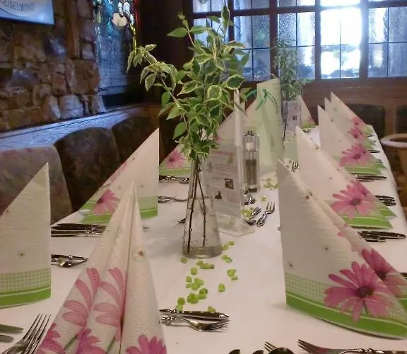 Hotel & Gaestehaus Krone Geiselwind