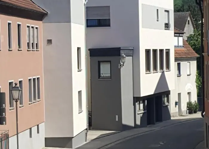 Hotel & Gaestehaus Krone Geiselwind